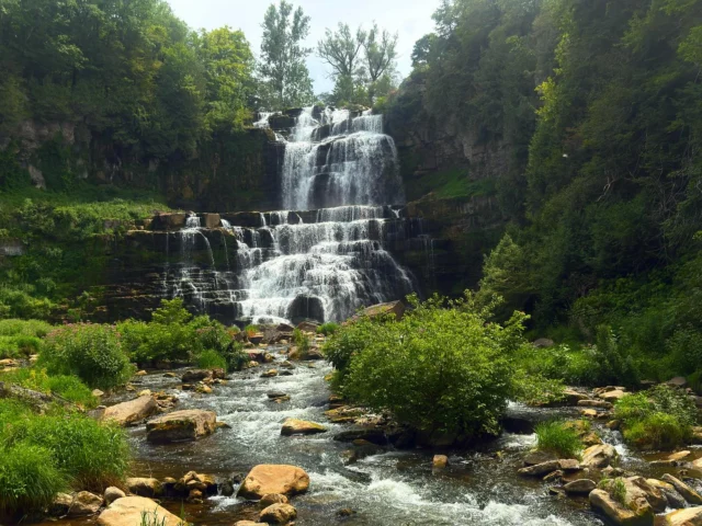 Chittenango Falls a few weeks ago before everything dried up. We wanted to do a post about 315’s waterfalls, but the weather is not cooperating. #315 #cny #mohawkvalley #waterfalls #whatshappening315 #iSpyNY #YesNY